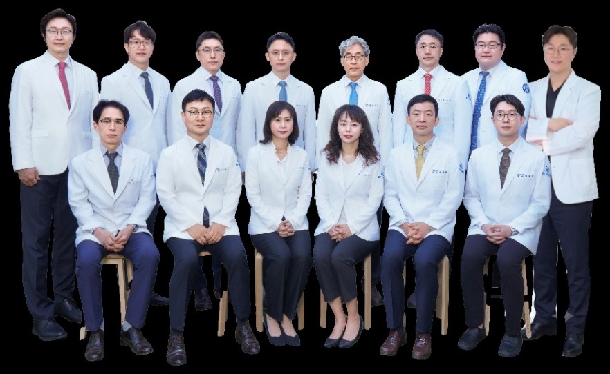 좋은아침병원 전문의 14명 단체사진